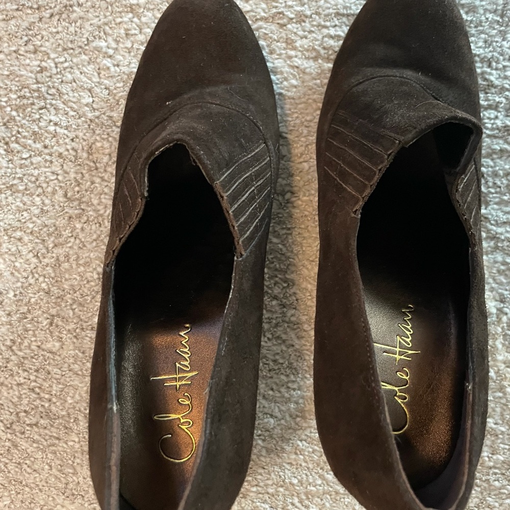 Chocolate brown booties with heel
